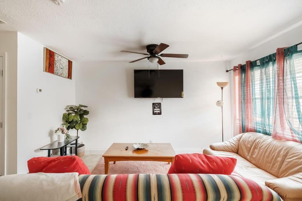 Cheerful 1-Bedroom 1Bath At Fort Lauderdale Fl 外观 照片